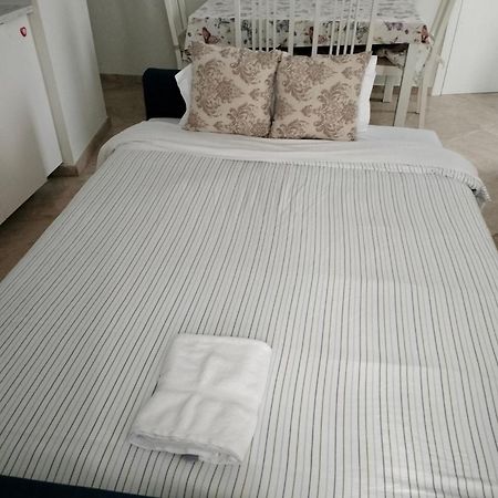 Petit Sagasta Apartamentos-Sagasta Sevilla Buitenkant foto