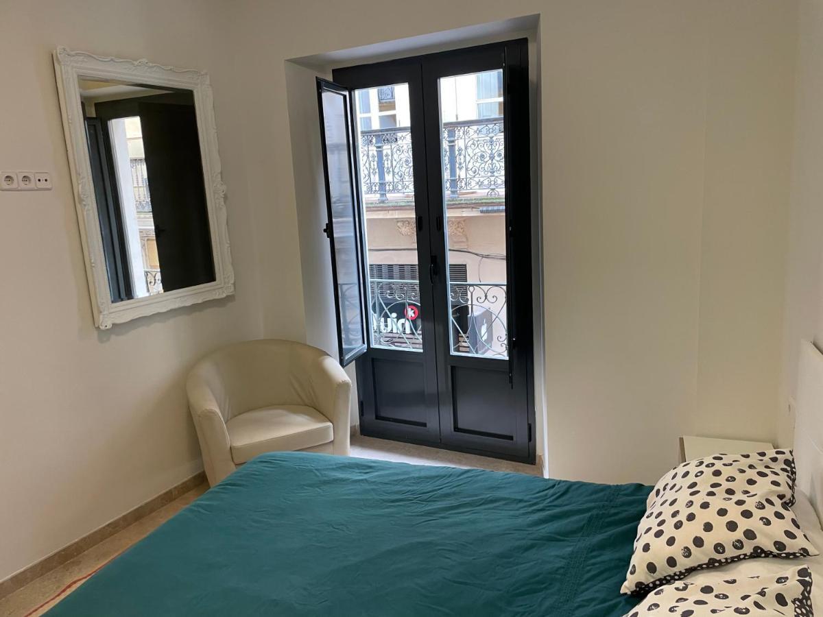 Petit Sagasta Apartamentos-Sagasta Sevilla Buitenkant foto