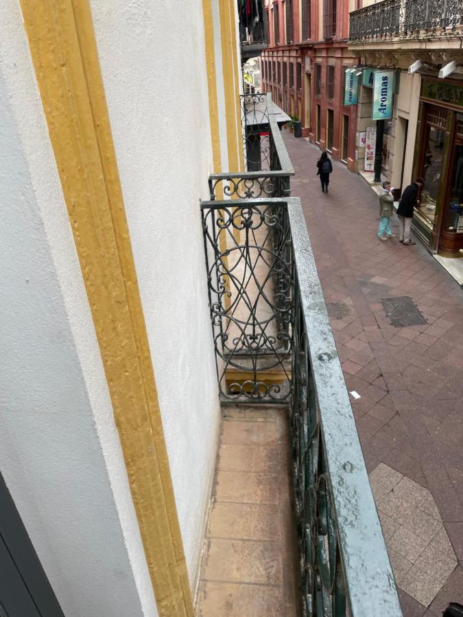 Petit Sagasta Apartamentos-Sagasta Sevilla Buitenkant foto